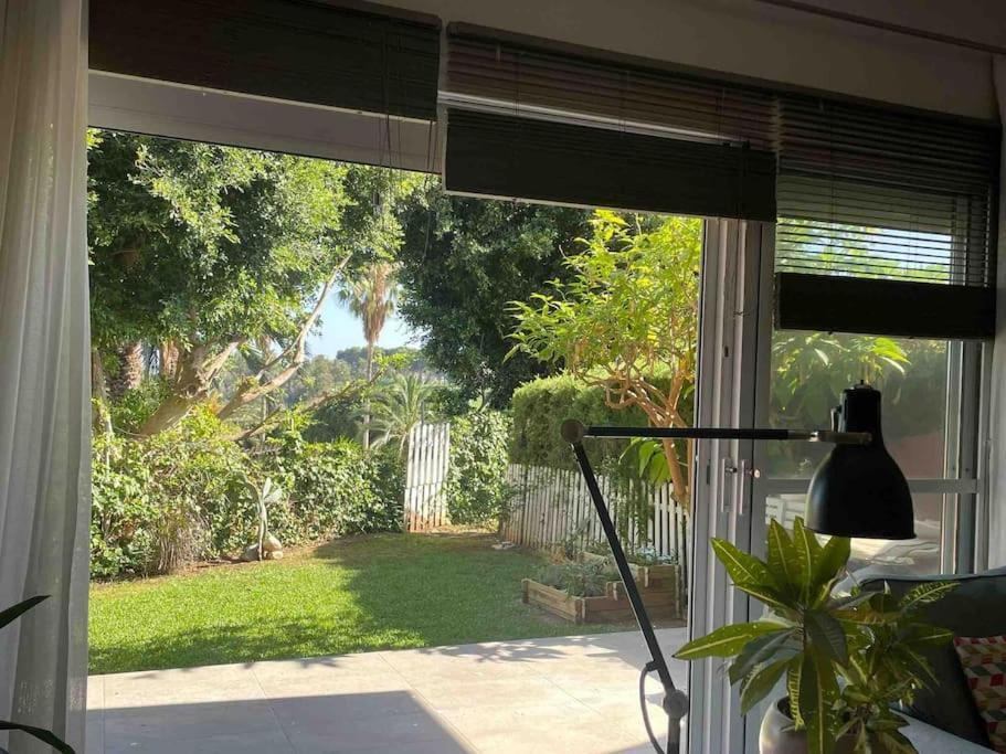Casa De 3 Plantas, Con Jardin Y Vistas Al Golf Hébergement de vacances Benalmádena