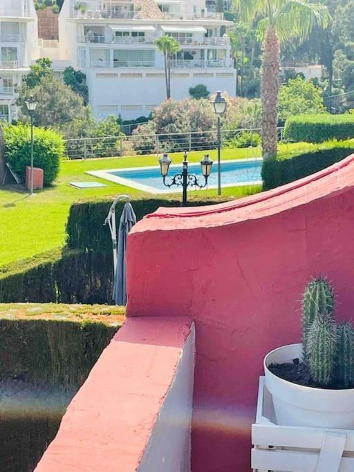 Hébergement de vacances Casa De 3 Plantas, Con Jardin Y Vistas Al Golf *