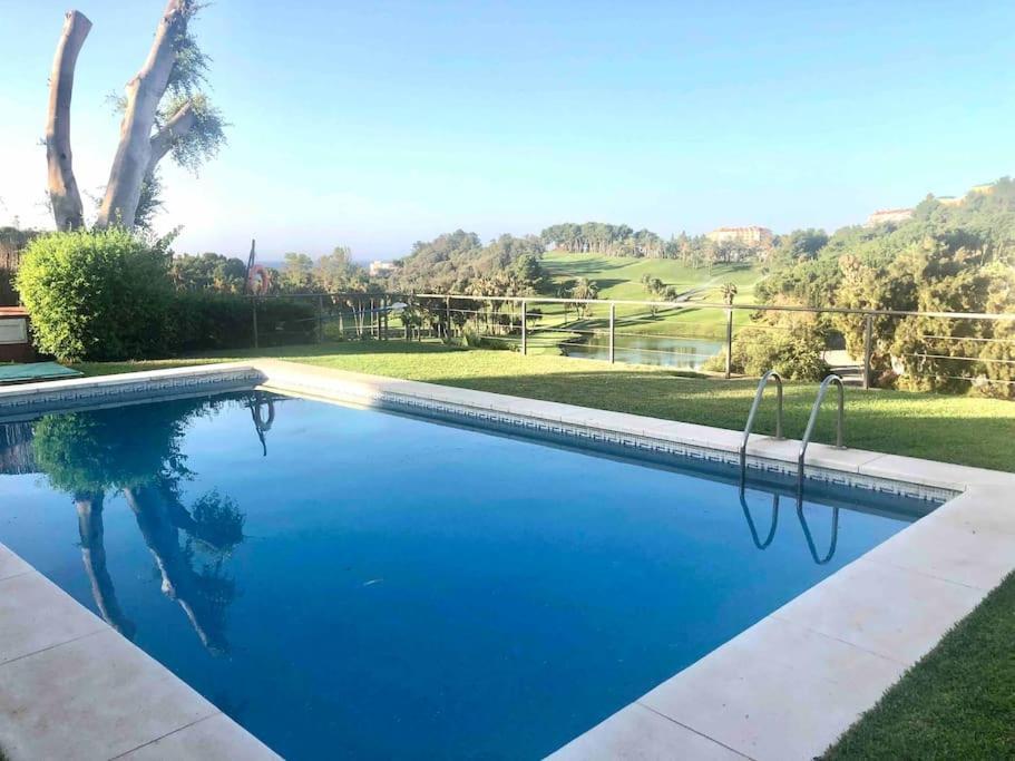 Casa De 3 Plantas, Con Jardin Y Vistas Al Golf * Benalmádena