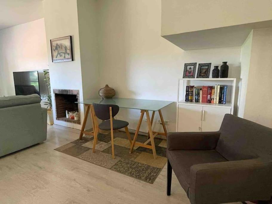 Hébergement de vacances Casa De 3 Plantas, Con Jardin Y Vistas Al Golf