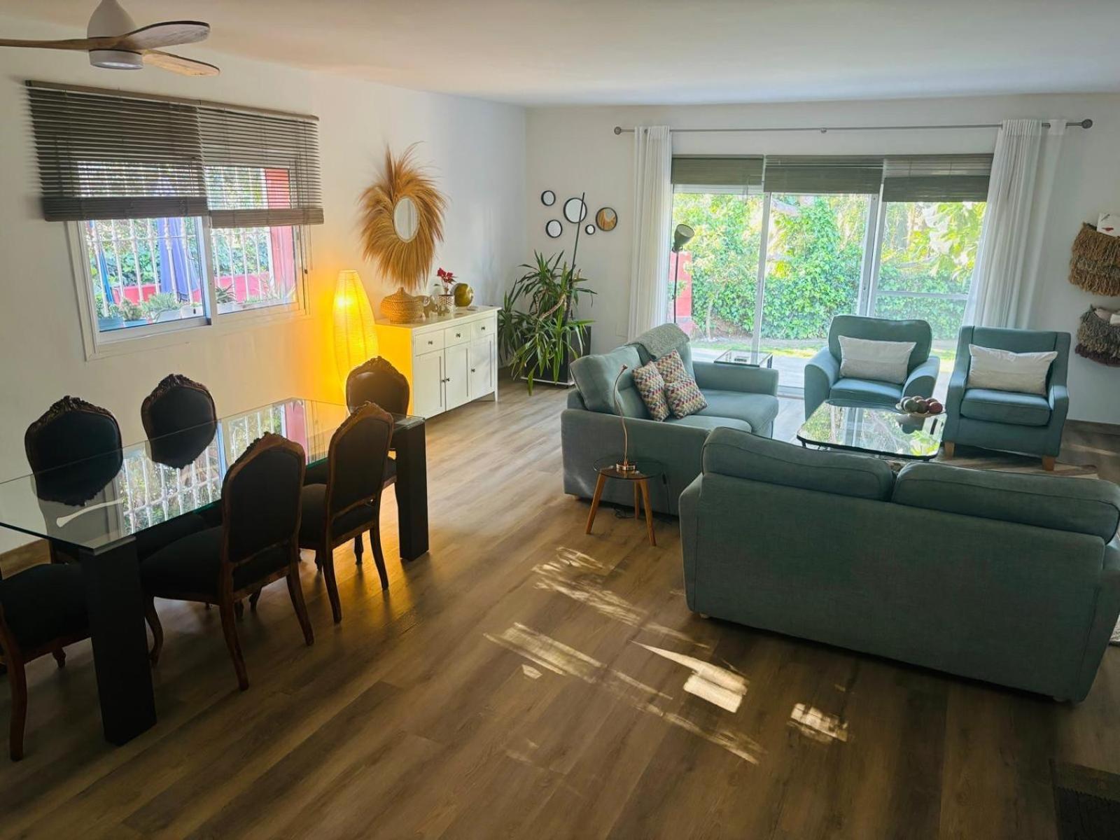 Hébergement de vacances Casa De 3 Plantas, Con Jardin Y Vistas Al Golf